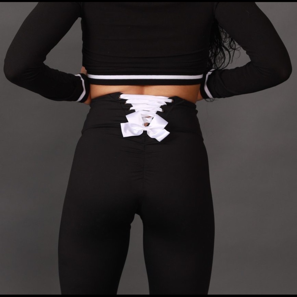 High rise leggings with bow back